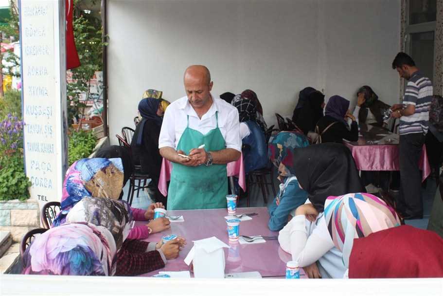 60 Öğrenci, Malatya Kitap Fuarına Götürüldü