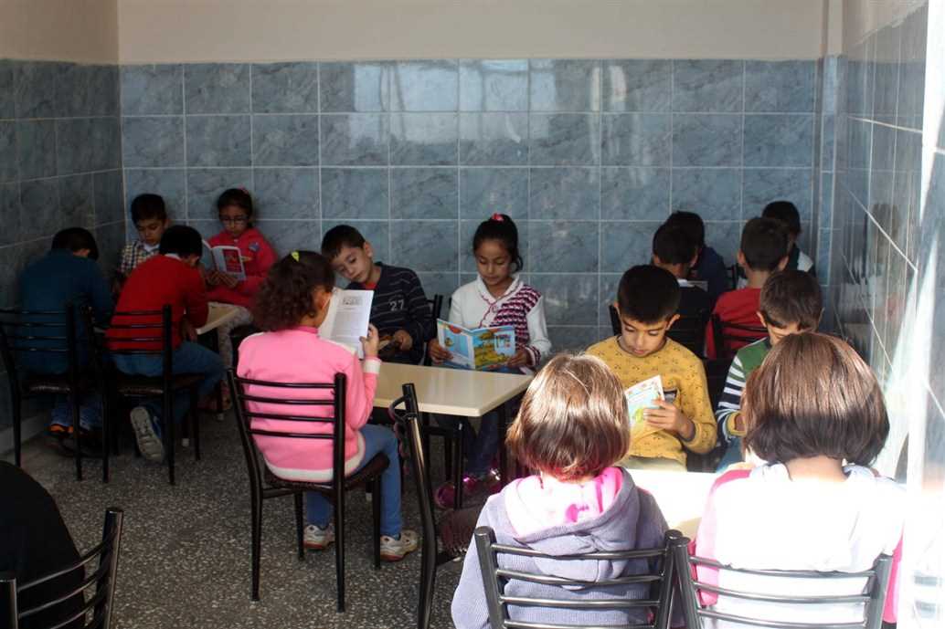 KİTAP KAFE HALKIN HİZMETİNDE