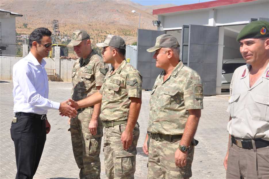 GÜZEL İNSAN  VEDALAŞMAYI BİTİRDİ