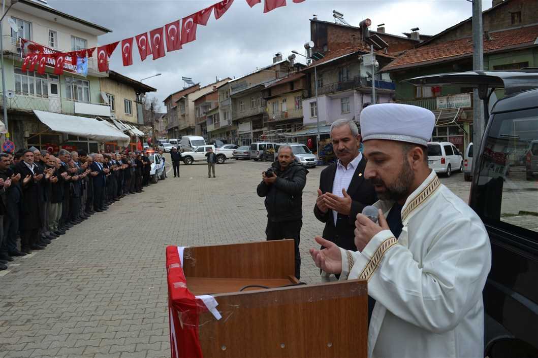 AFRİN ŞEHİTLERİ İÇİN GIYABİ CENAZE NAMAZI