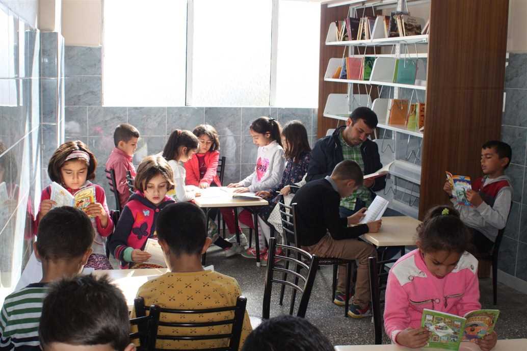 KİTAP KAFE HALKIN HİZMETİNDE
