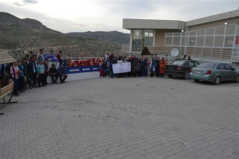 60 Öğrenci, Malatya Kitap Fuarına Götürüldü