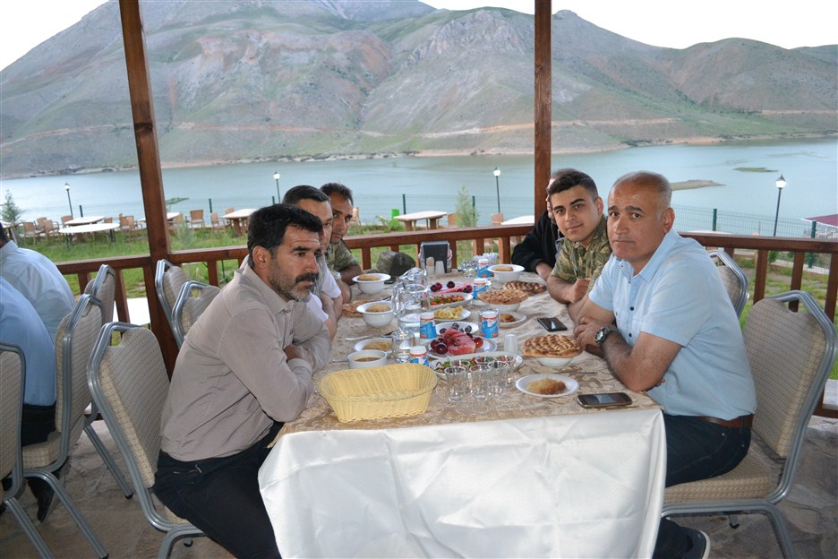 KAYMAKAM VE BAŞKAN’DAN GÜVENLİK GÜÇLERİNE İFTAR