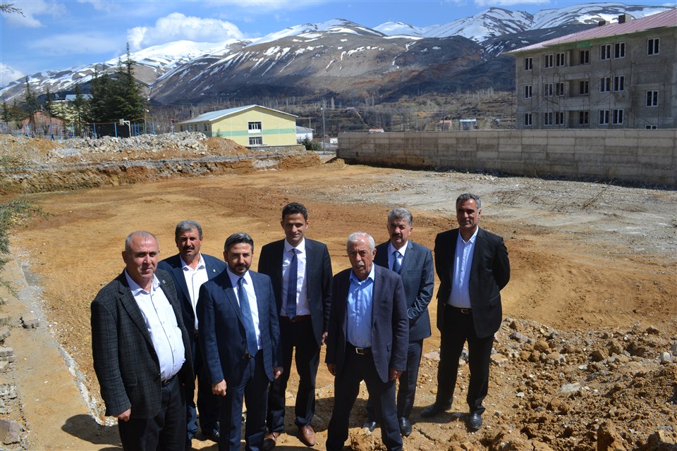 TBMM  başkan vekili Ahmet Aydın Çelikhan'da