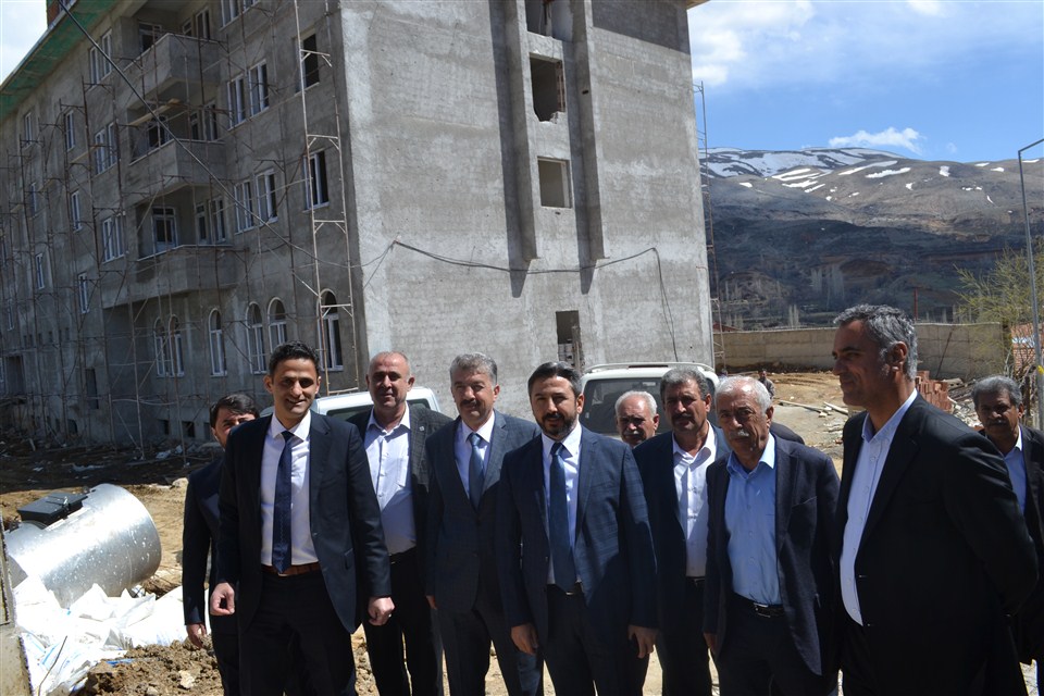 TBMM  başkan vekili Ahmet Aydın Çelikhan'da