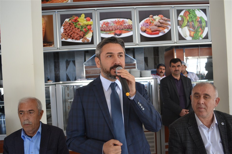 TBMM  başkan vekili Ahmet Aydın Çelikhan'da