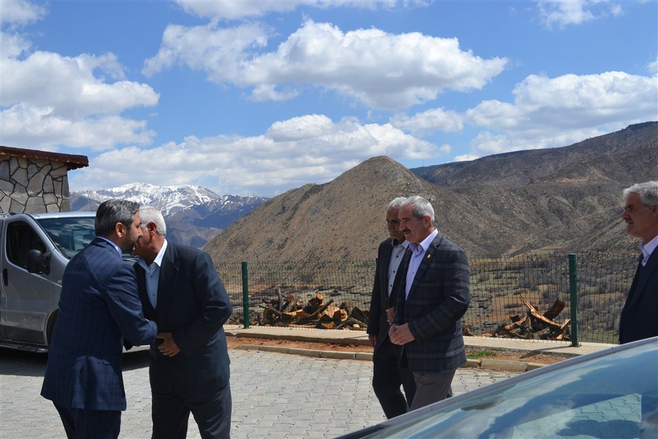 TBMM  başkan vekili Ahmet Aydın Çelikhan'da