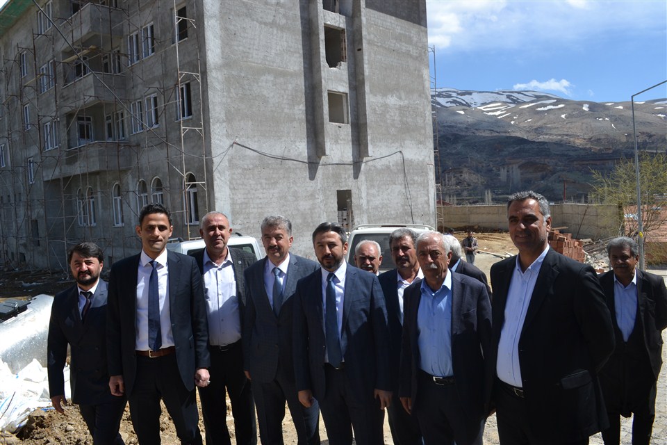 TBMM  başkan vekili Ahmet Aydın Çelikhan'da