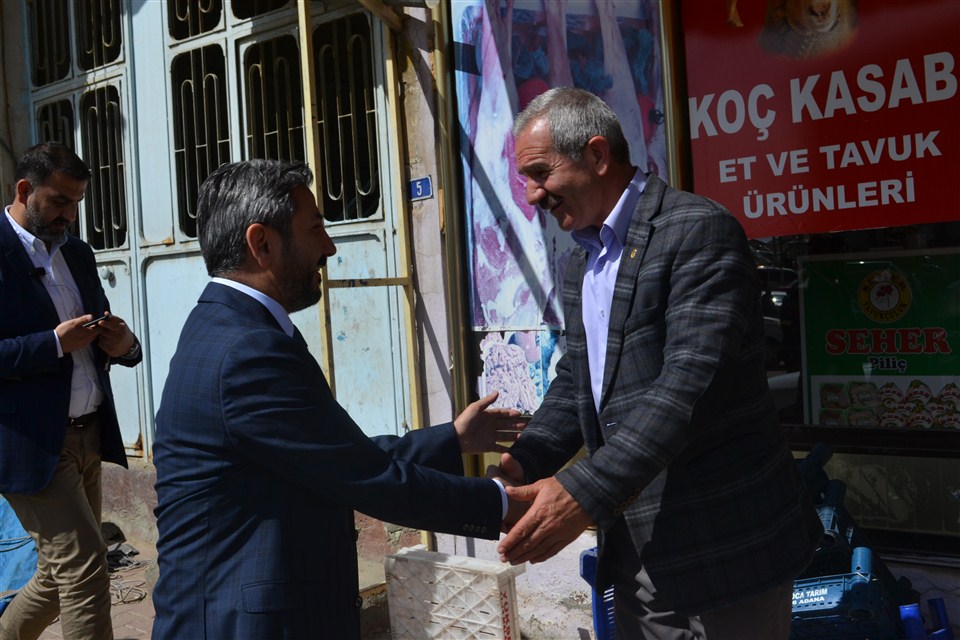 TBMM  başkan vekili Ahmet Aydın Çelikhan'da