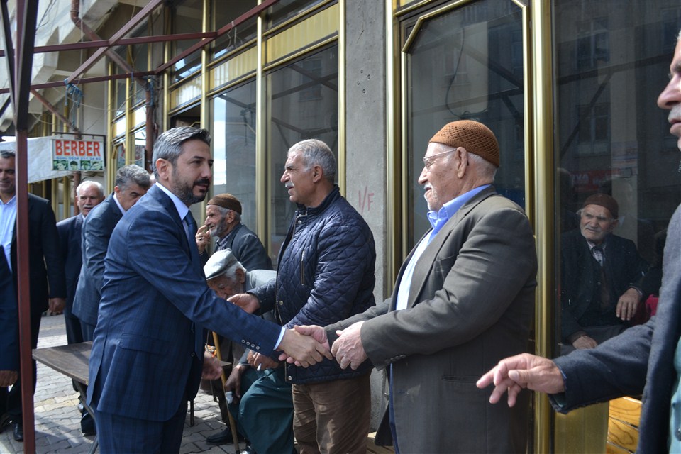 TBMM  başkan vekili Ahmet Aydın Çelikhan'da