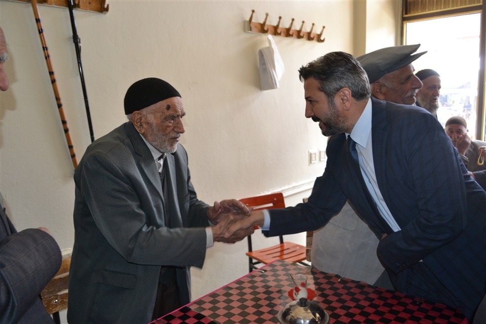 TBMM  başkan vekili Ahmet Aydın Çelikhan'da
