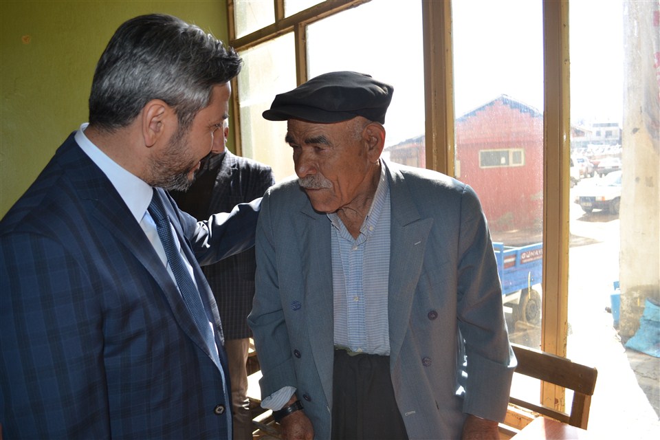 TBMM  başkan vekili Ahmet Aydın Çelikhan'da