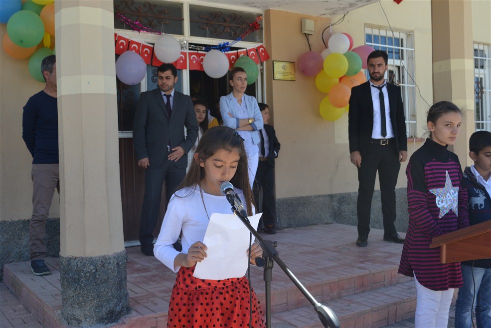 YEŞİLTEPE ORTA OKULU 23 NİSAN ETKİNLİĞİ