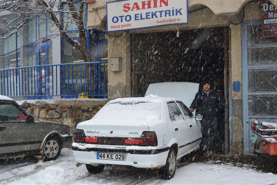 Yılın İlk Karı yağdı