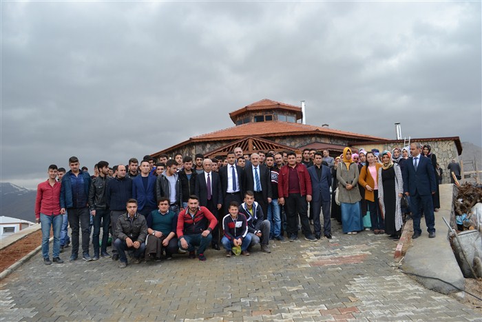 Belediye Başkanından Öğrencilere Moral Yemeği