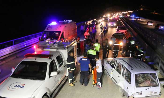 Adıyaman'da Zincirleme Kaza: 11 Yaralı