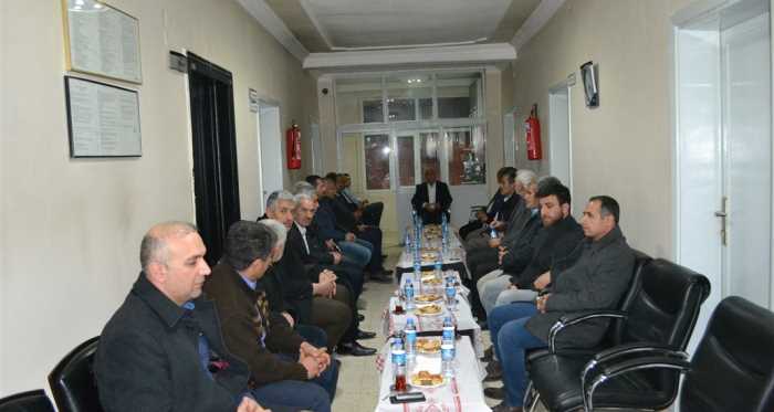 BAŞKAN’DAN TÜTÜN BİLGİLENDİRMESİ