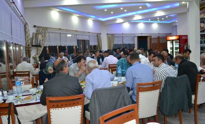 ÇELİKHAN BELEDİYESİNDEN ENGELLİLERE İFTAR YEMEĞİ