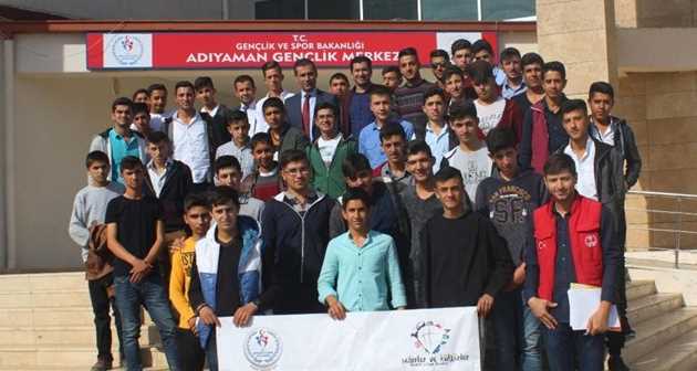 Çelikhan’da 40 Öğrenci Şanlıurfa Gezisine Götürüldü