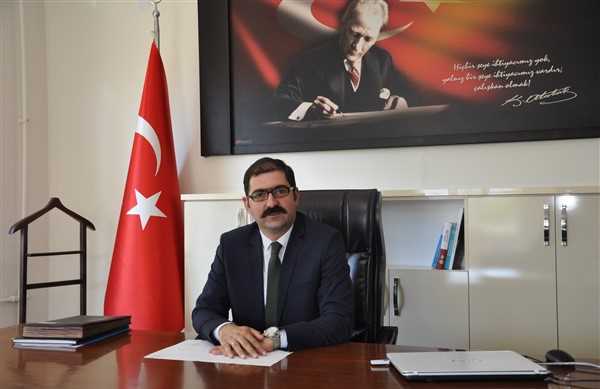 Çelikhan Kaymakamı Abdullah Demirdağ'ın Cumhuriyet Bayramı Mesajı