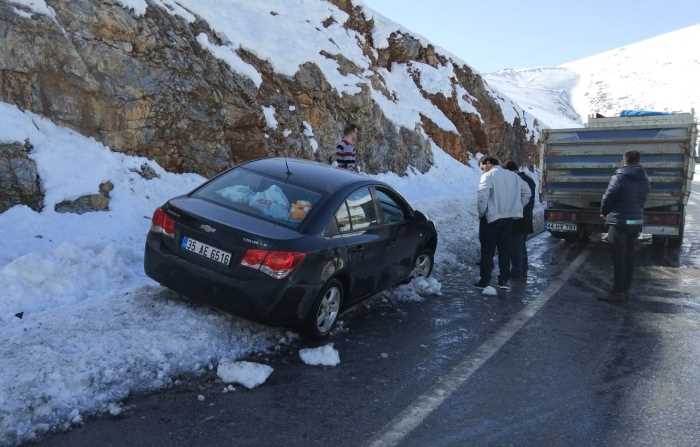 Çelikhan-Malatya Yolunda Trafik Kazası