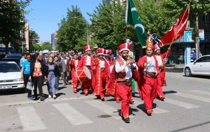 Engeliler Doyasıya Eğlendi